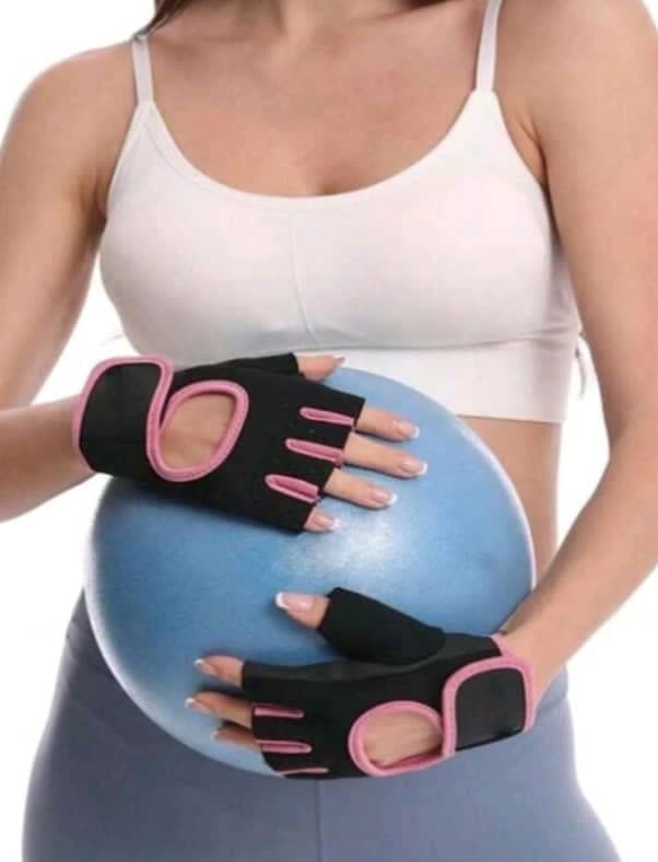 Guantillas de borde rosa claro